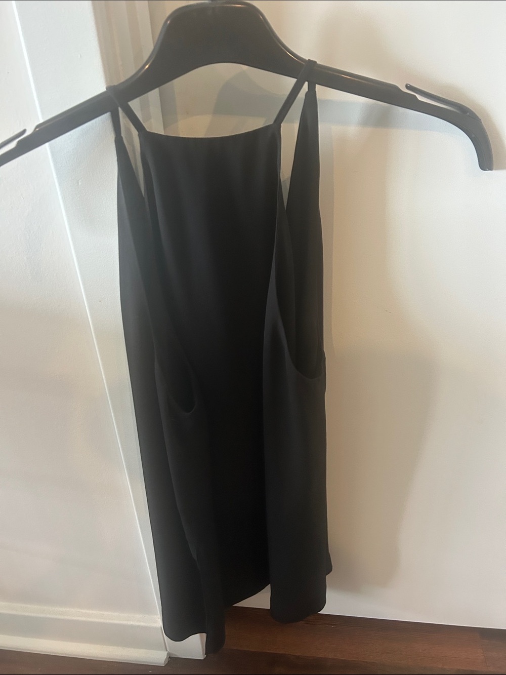 Like New Aritizia Babaton Everly Cami Tank Top, Black, size Small - Picture 4 of 7